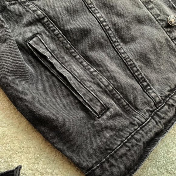 Italian Embroidered Oversized Denim Jacket - Picture 7 of 16